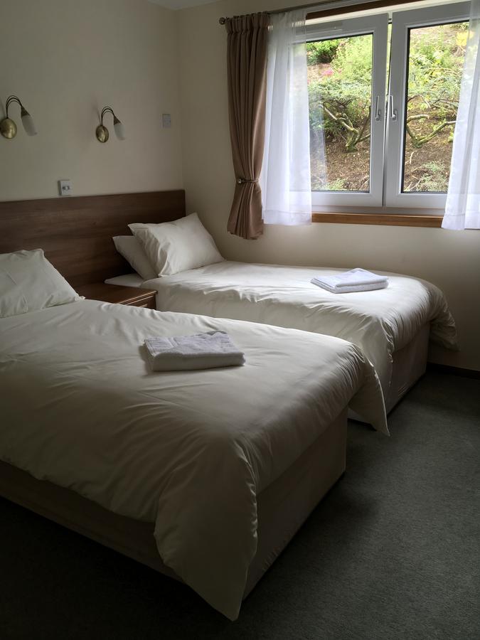 Bed and Breakfast Woodlands à Portree Extérieur photo